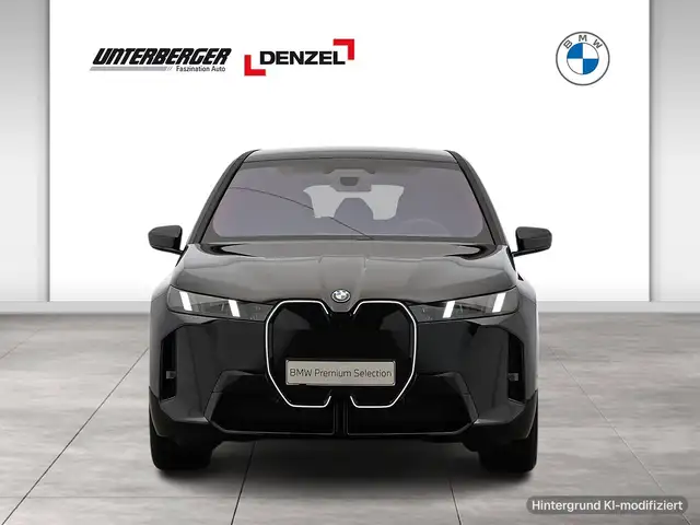 BMW iX view 3