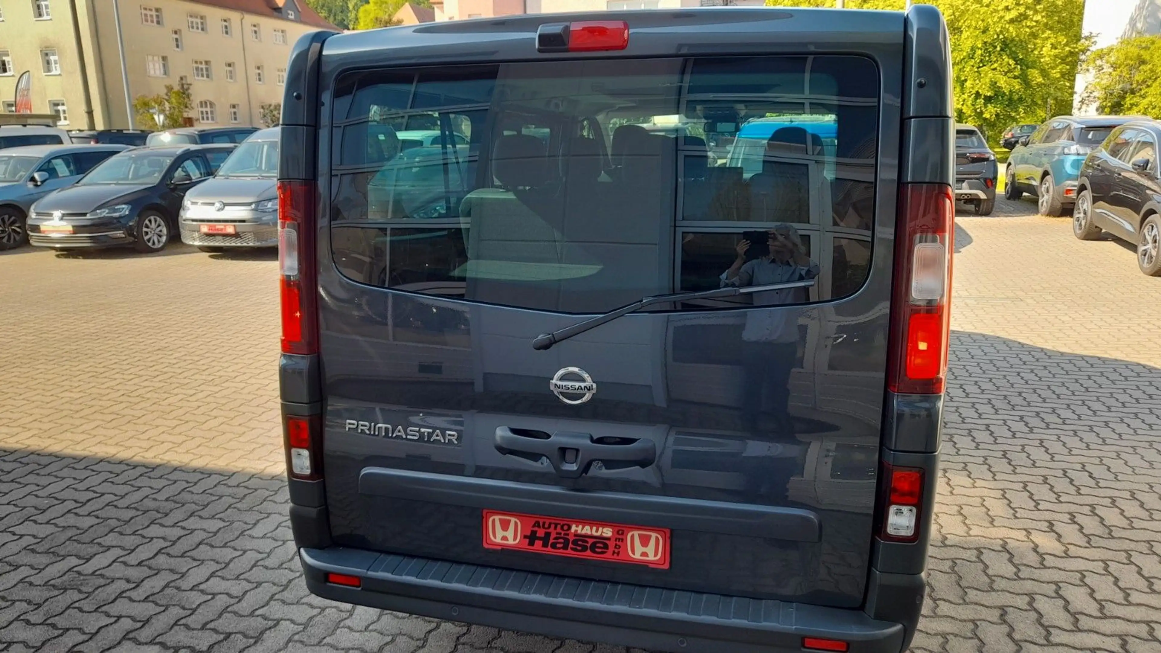 Nissan Primastar Kombi L2H1 3,0t Tekna 8 Sitzer — photo 5