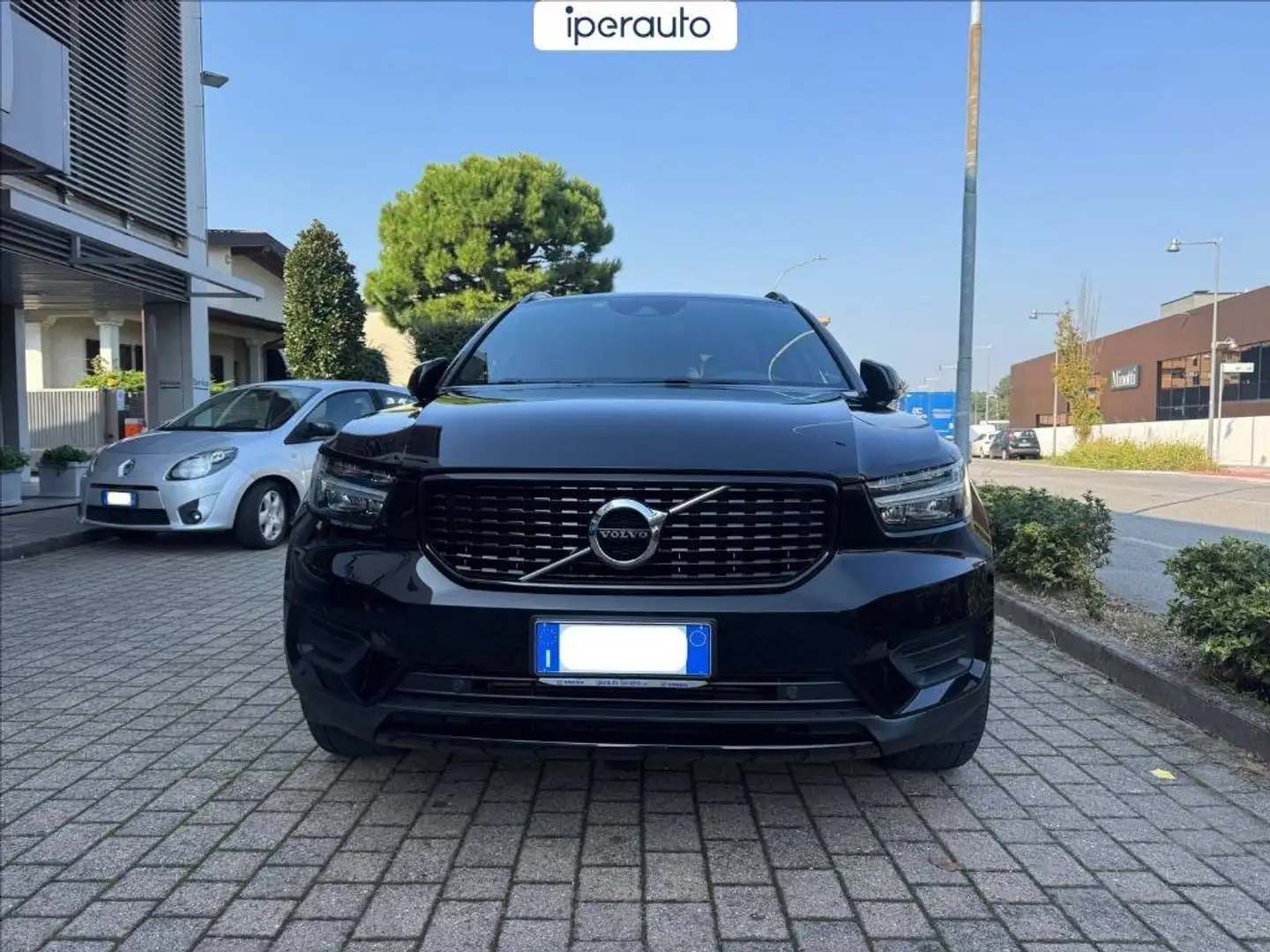 Volvo XC40 2.0 d4 R-design awd geartronic Noir - 2
