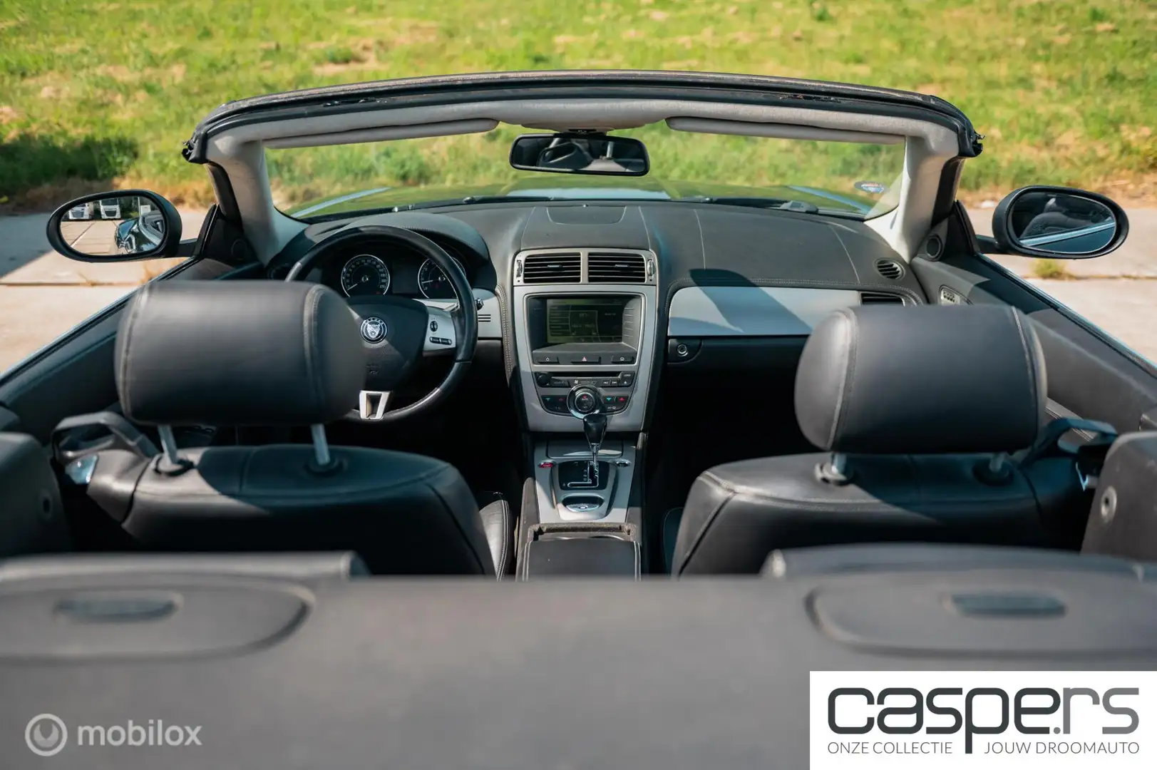 Jaguar XK 4.2 V8 Convertible - NL AUTO Noir - 2