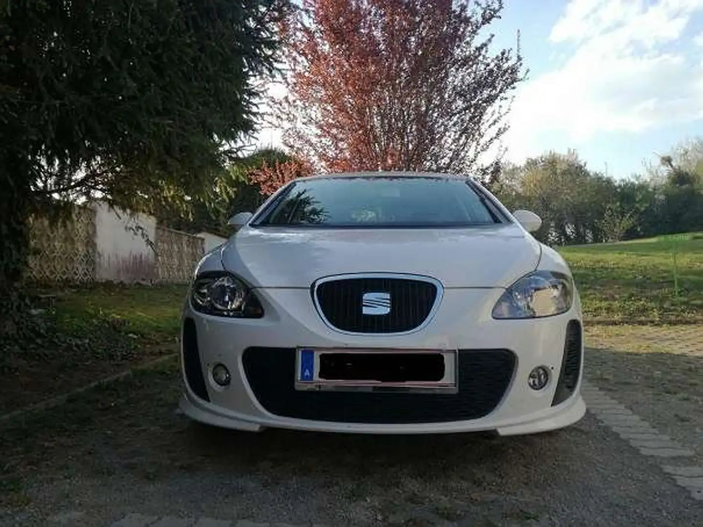 SEAT Leon Leon GT 1,6 TDI CR GT Weiß - 2