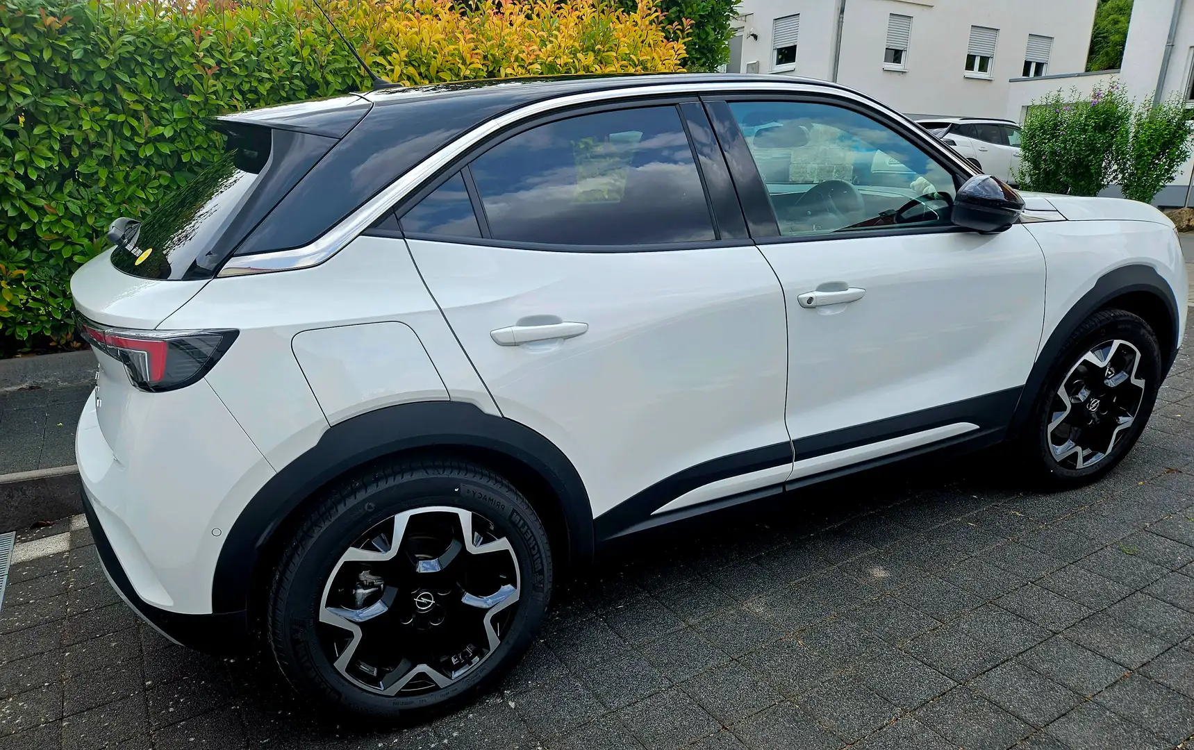 Opel Mokka-E Ultimate White - 2