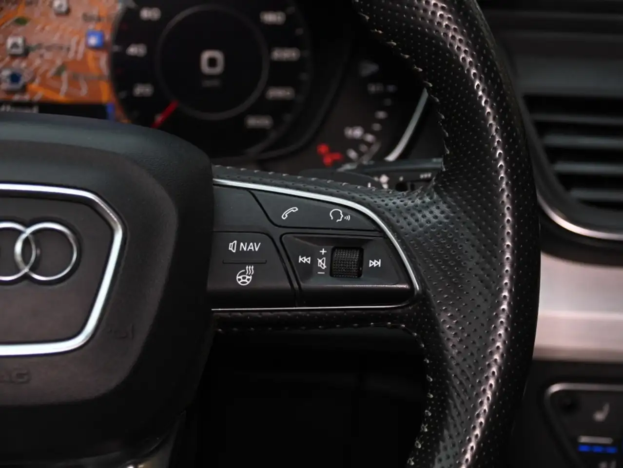 Audi Q5 снимка Audi Q5