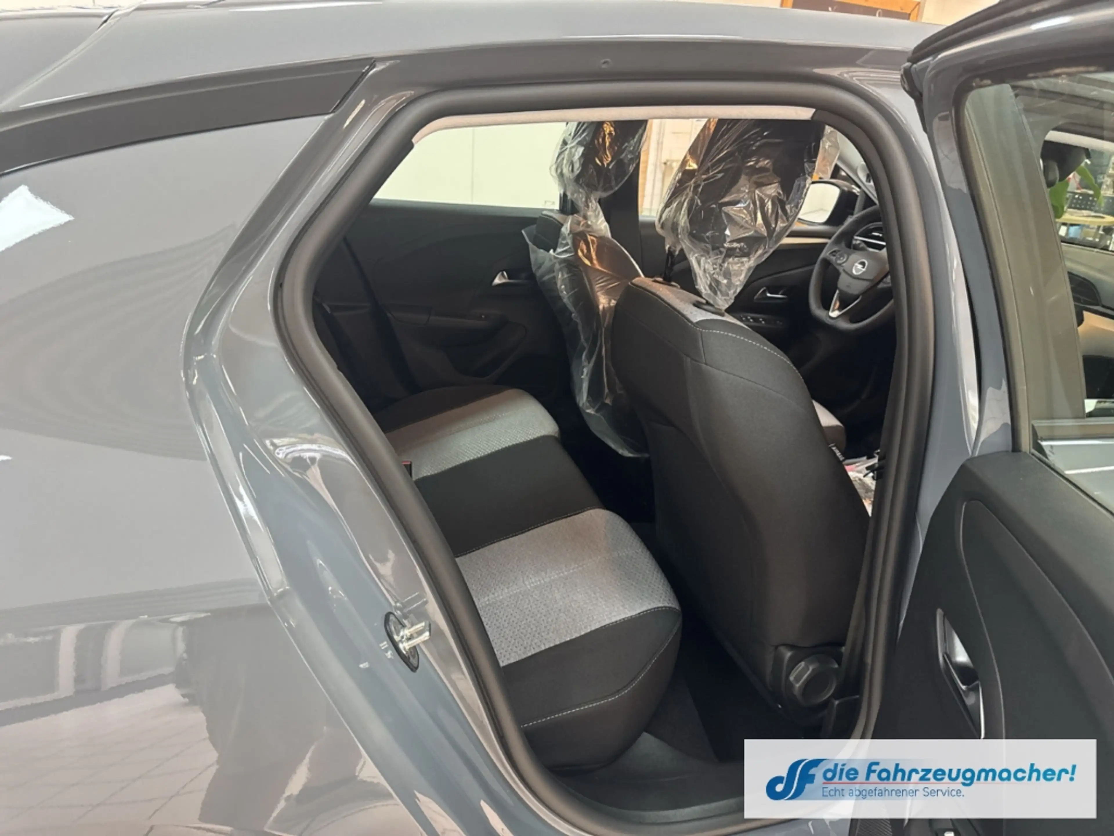 Opel Corsa-e *SHZ 11KW Wärmepumpe Alu*Digitales Cockpit LED App — photo 12