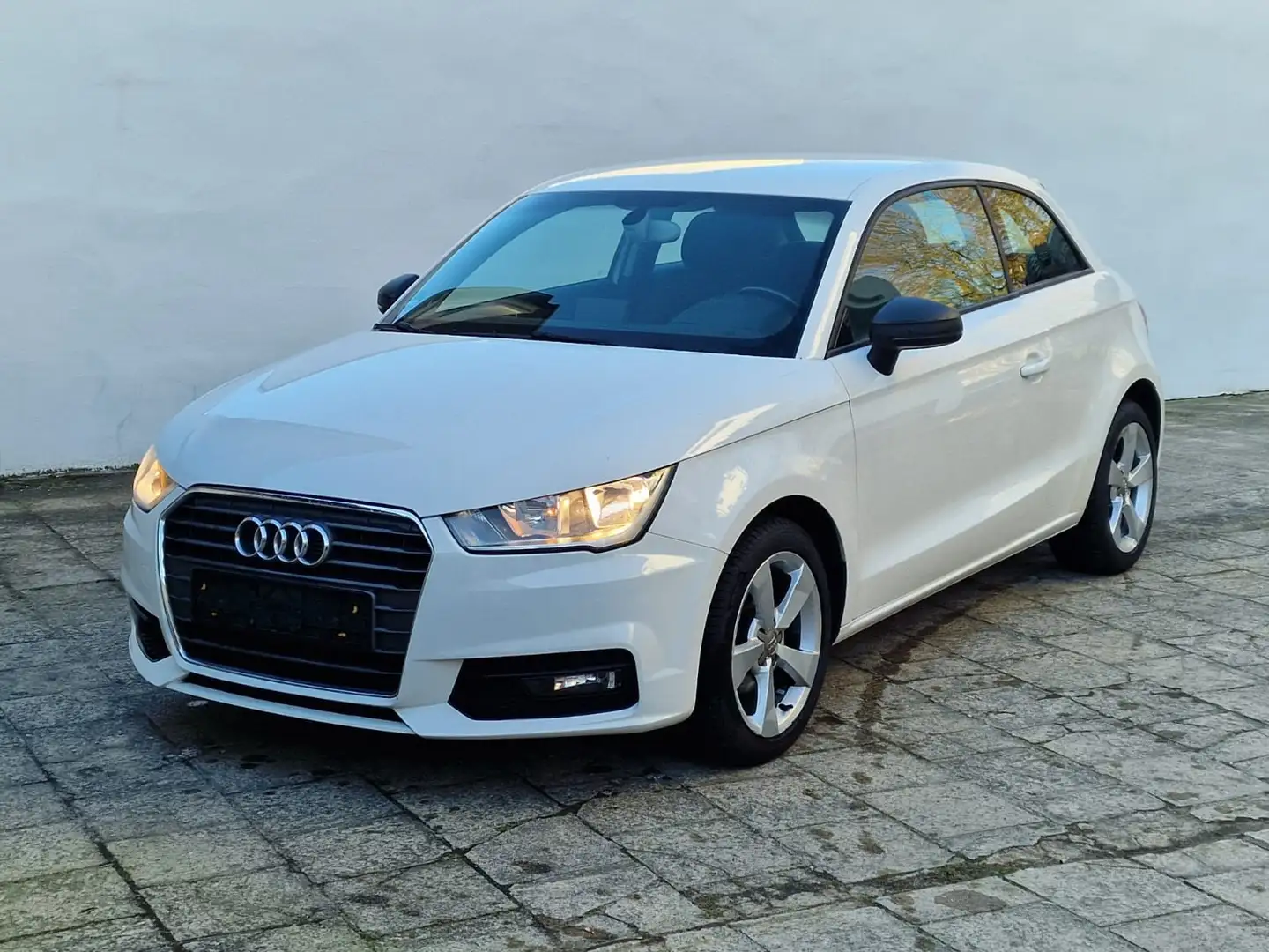 Audi A1 sport Weiß - 2