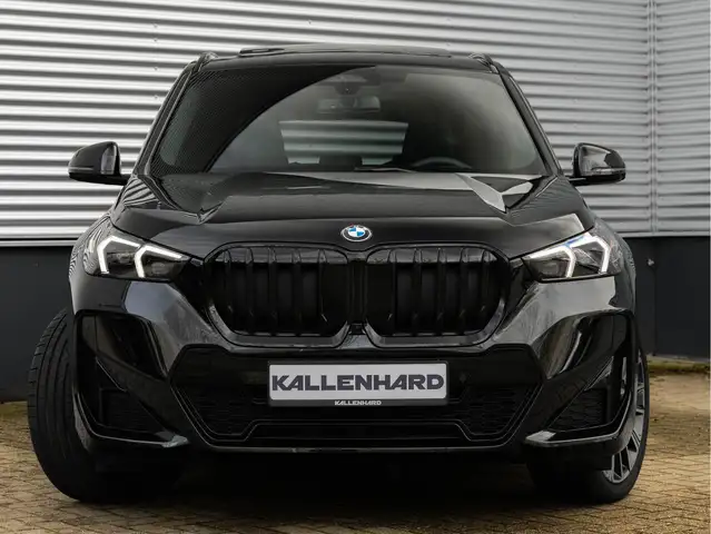 BMW X1 view 5