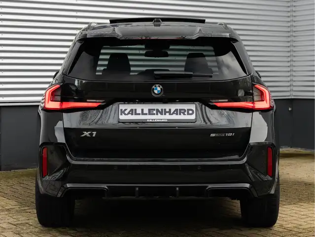 BMW X1 view 6