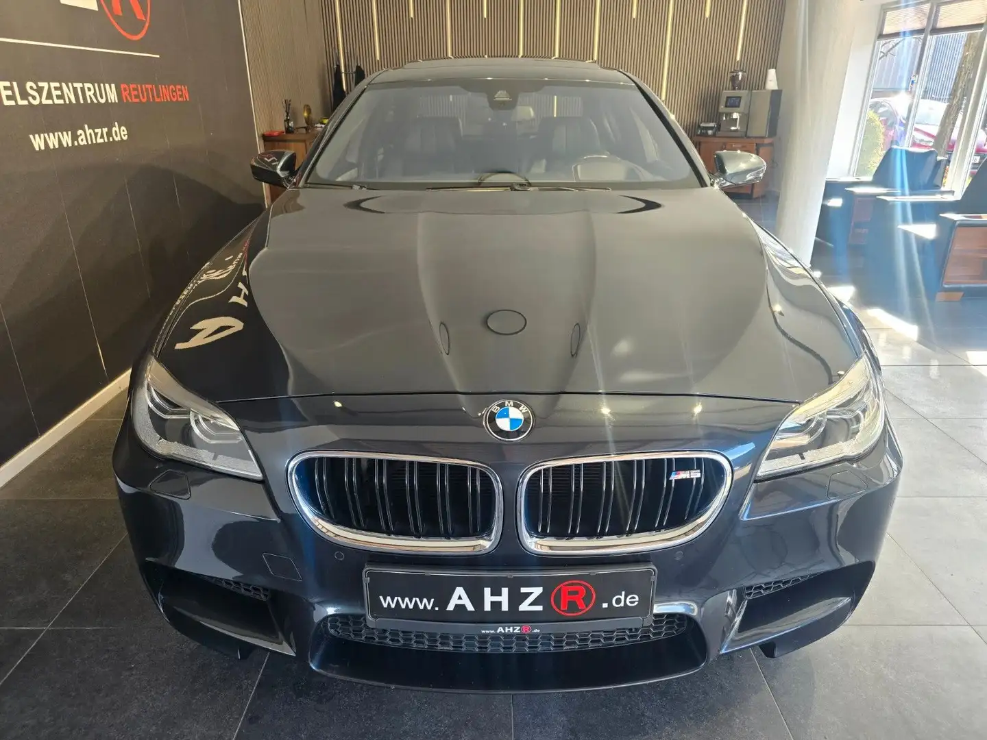 BMW M5 Lim. Competition*HEADUP*LED*SOFT-CLOSE Grau - 2