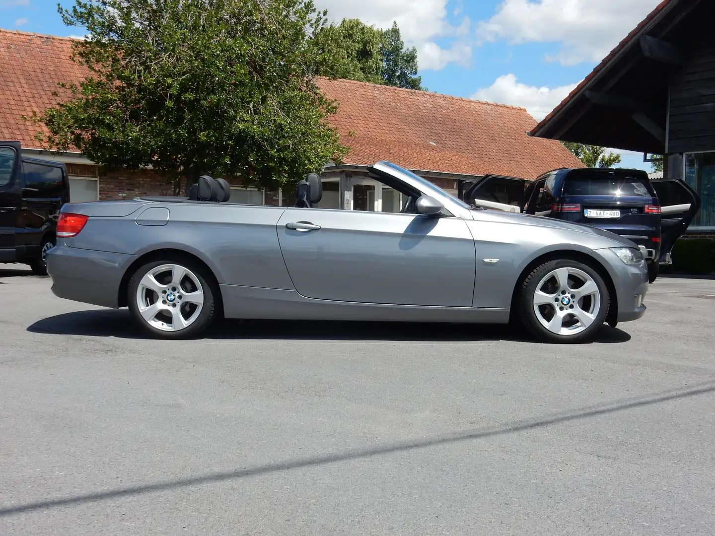 BMW 320 320d DPF Cabrio 163pk verwarmde,zetels, leder Zilver - 2