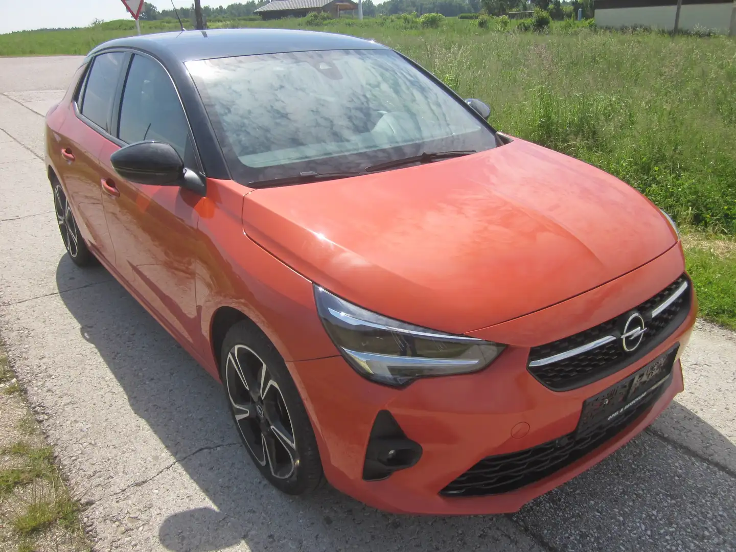 Opel Corsa 1,2 GS-Line Naranja - 1