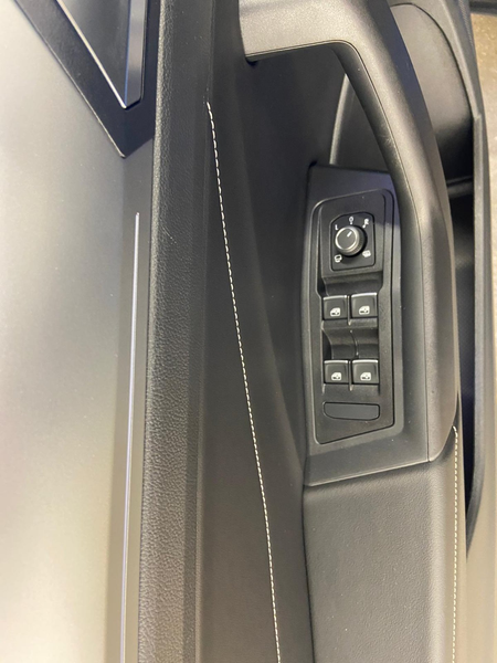 Volkswagen T-Roc Style TSI — photo 5
