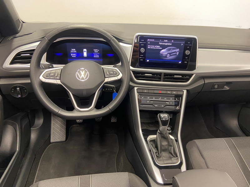Volkswagen T-Roc Style TSI — photo 7