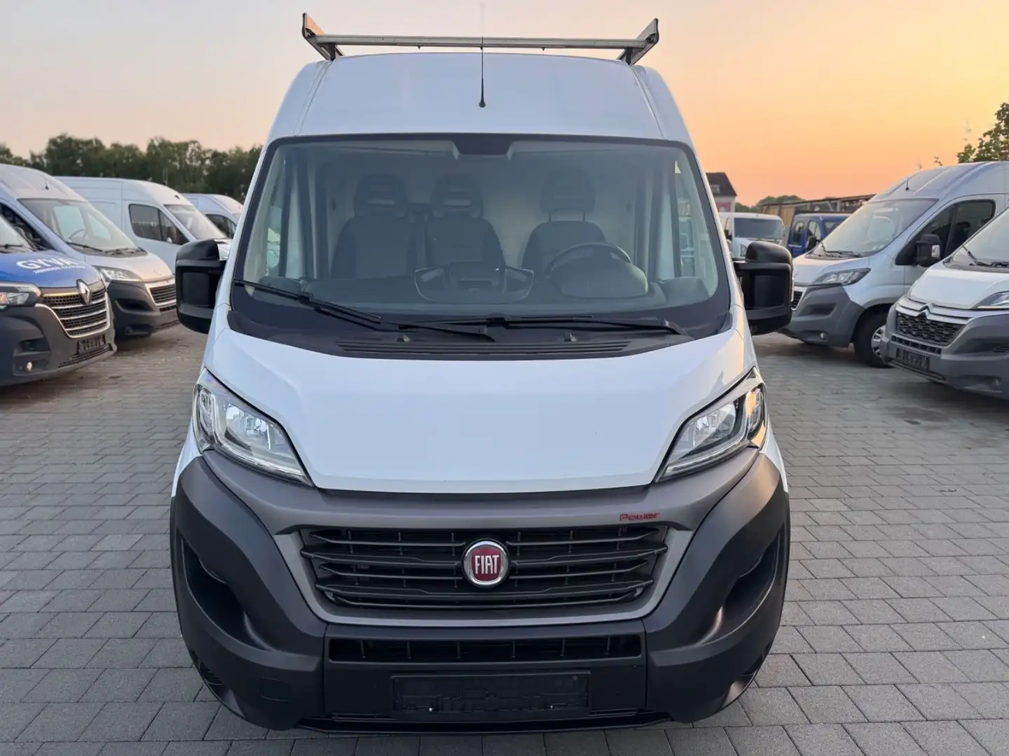 Fiat Ducato Maxi Kasten 180 L5H2 Power Navi Klima AHK Weiß - 2
