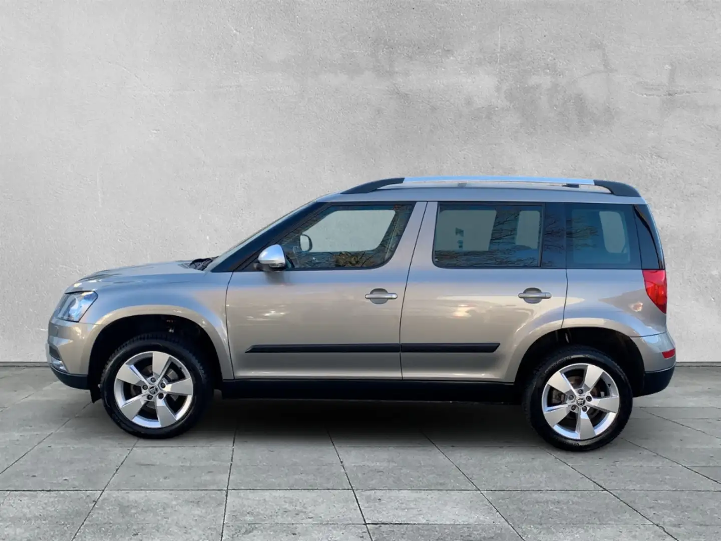 Skoda Yeti OUTDOOR STYLE 1.4 TSI DSG Style Outdoor NAVI+BI-XE Beige - 2