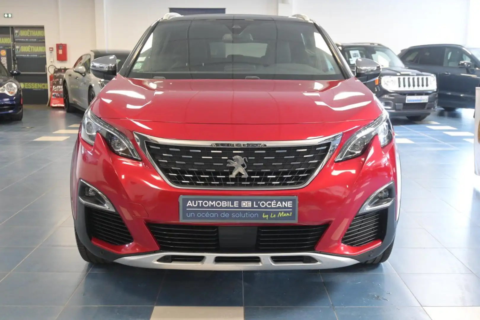 Peugeot 3008 2.0 BlueHDi 180ch S&S EAT6 GT Rouge - 2