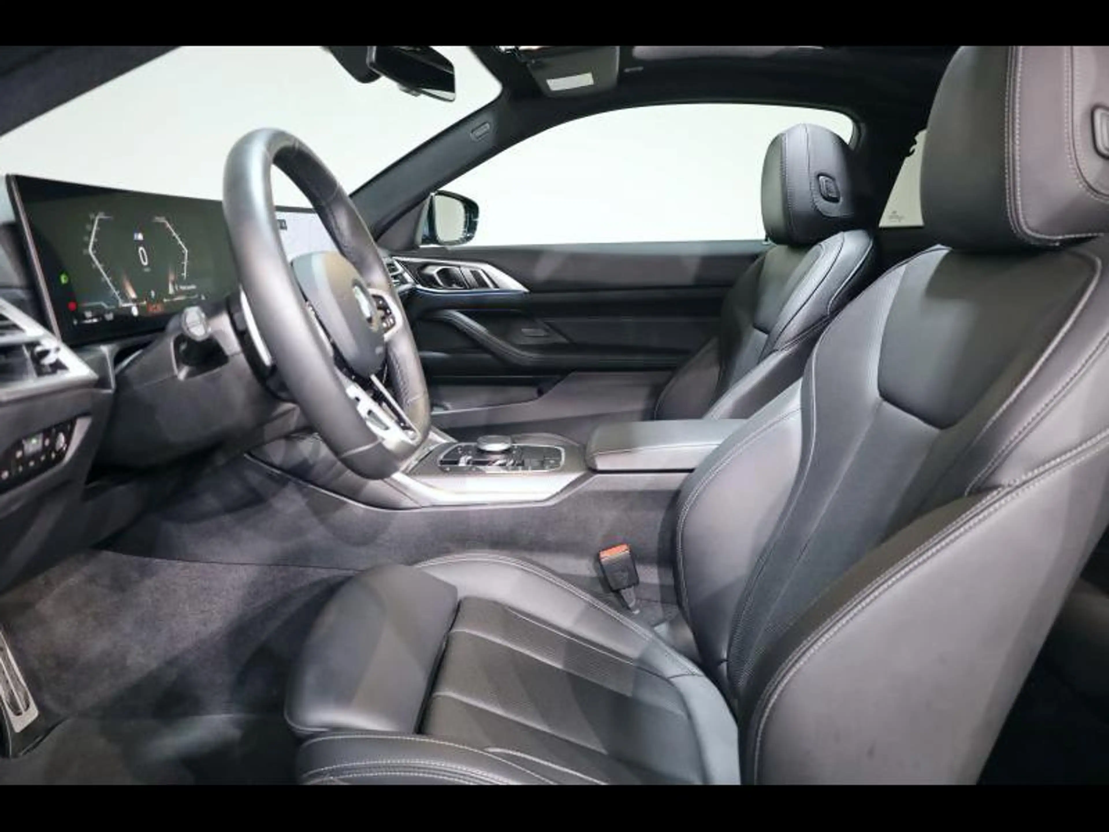 BMW 420 i Coupé Kit M Sport — photo 9
