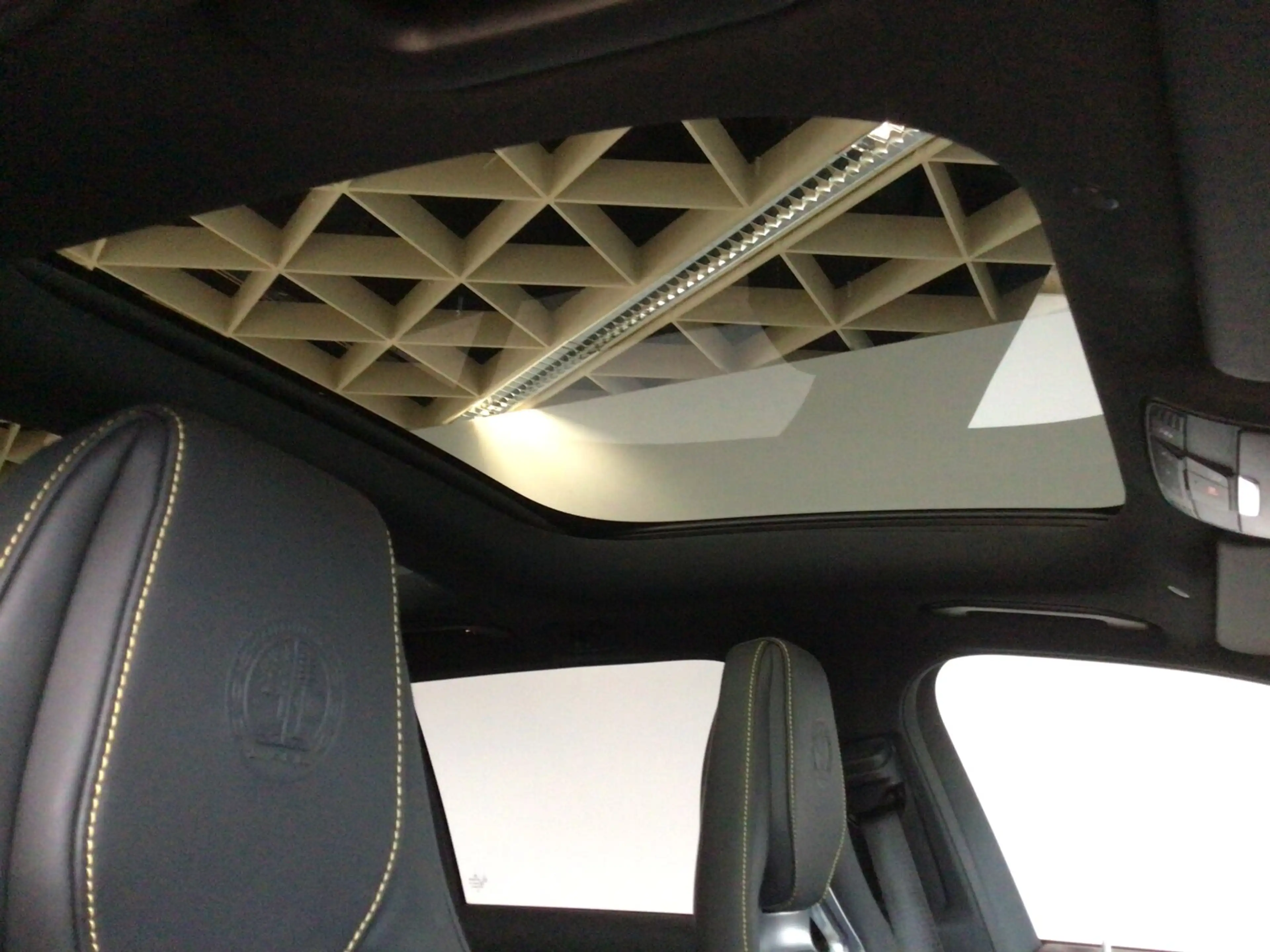 Mercedes-Benz E 63 AMG Mercedes-AMG E 63 S 4MATIC+ T-Modell Navi/Styling — photo 13
