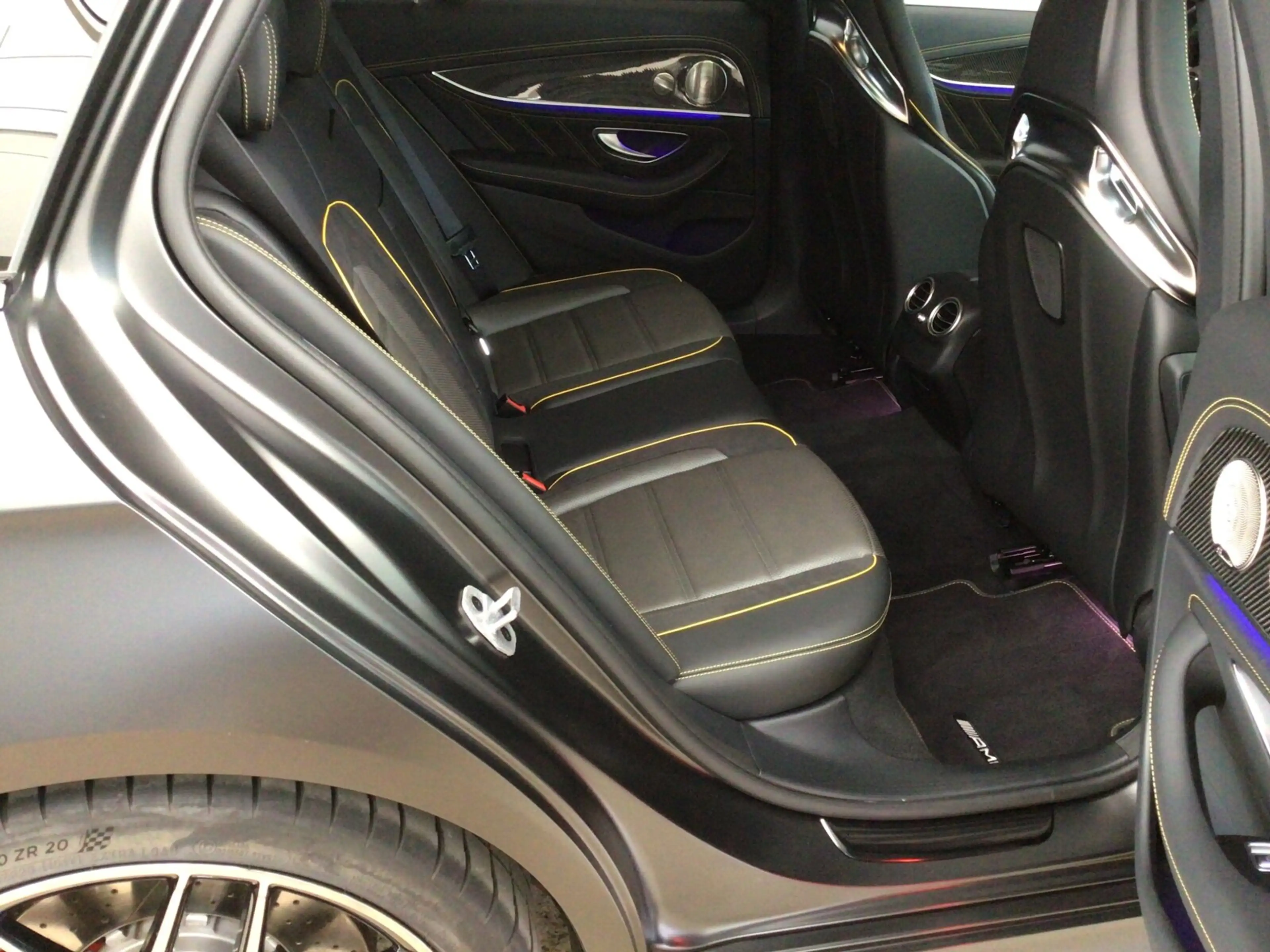 Mercedes-Benz E 63 AMG Mercedes-AMG E 63 S 4MATIC+ T-Modell Navi/Styling — photo 12
