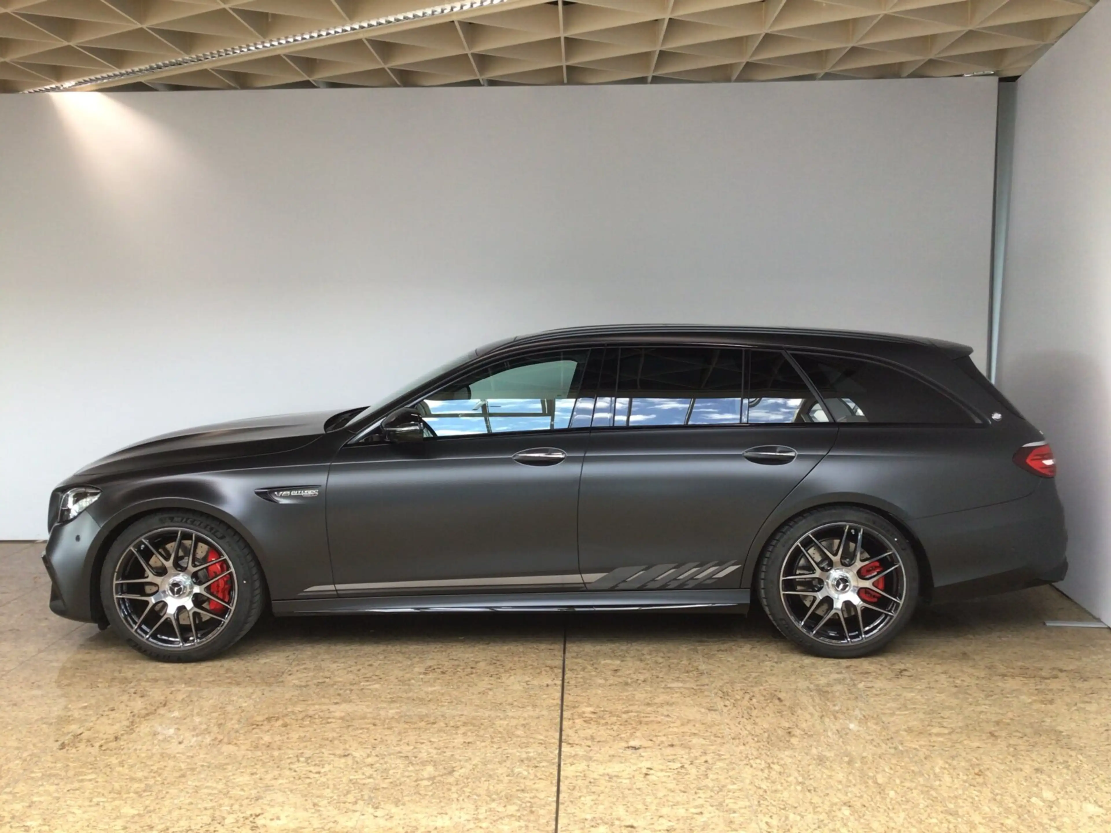 Mercedes-Benz E 63 AMG Mercedes-AMG E 63 S 4MATIC+ T-Modell Navi/Styling — photo 2