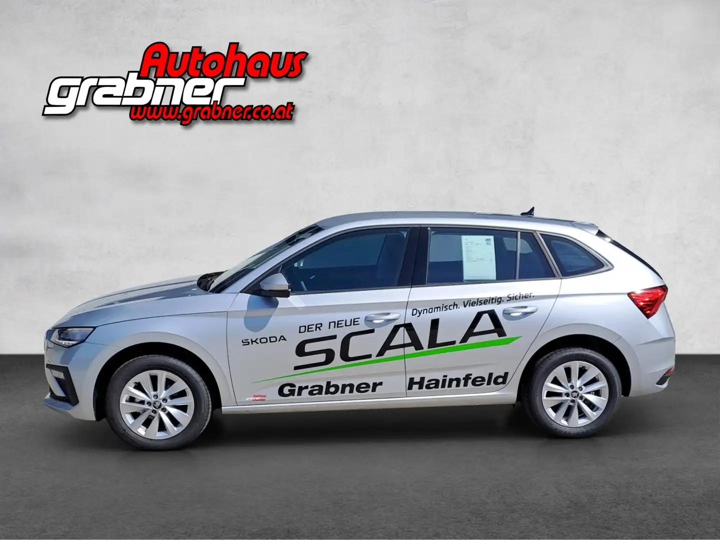 Skoda Scala Essence Argent - 2