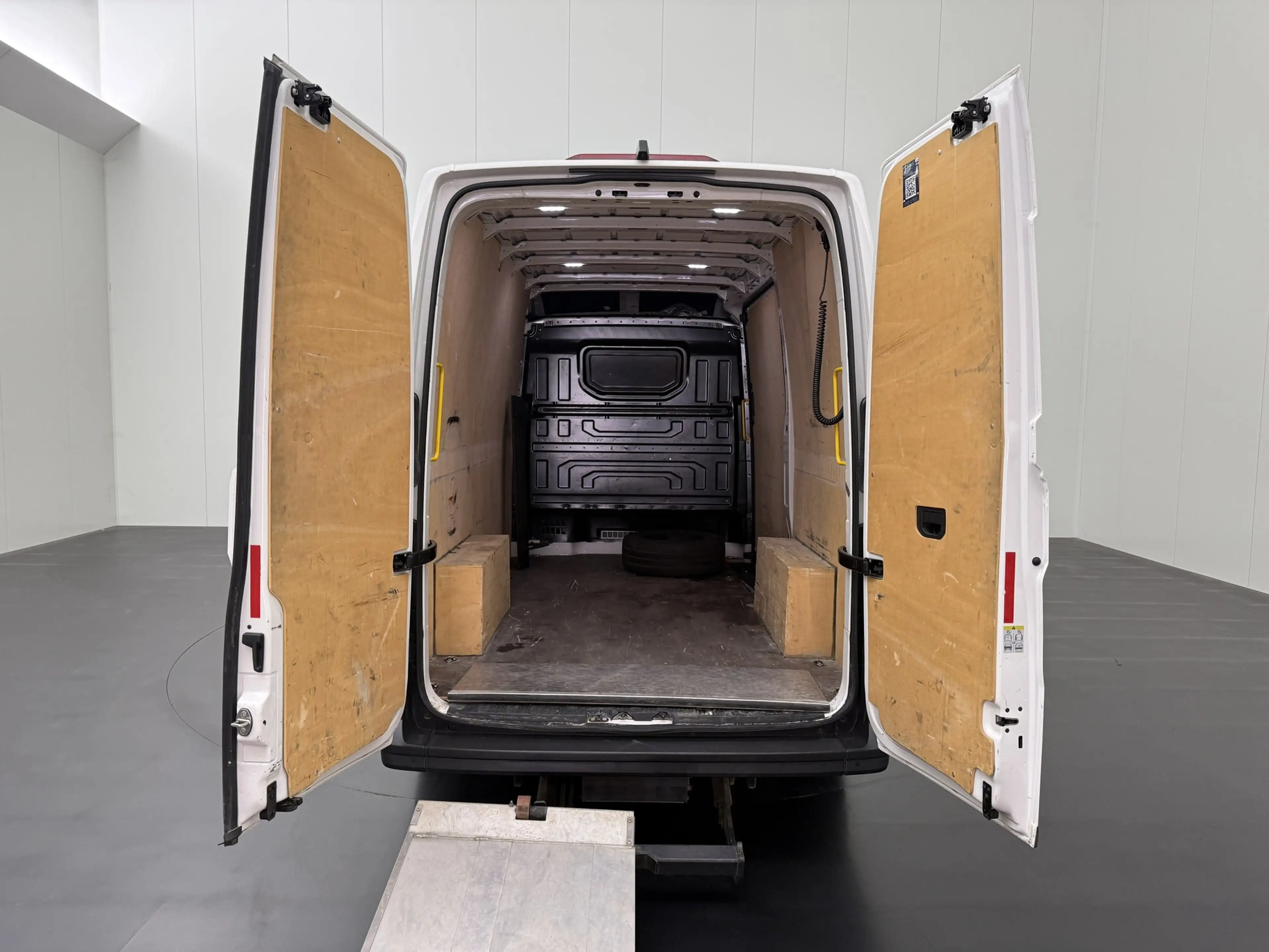 Volkswagen Crafter 2.0TDi 177PK Automaat L3H3 Laadklep | Laadlift | N — photo 5