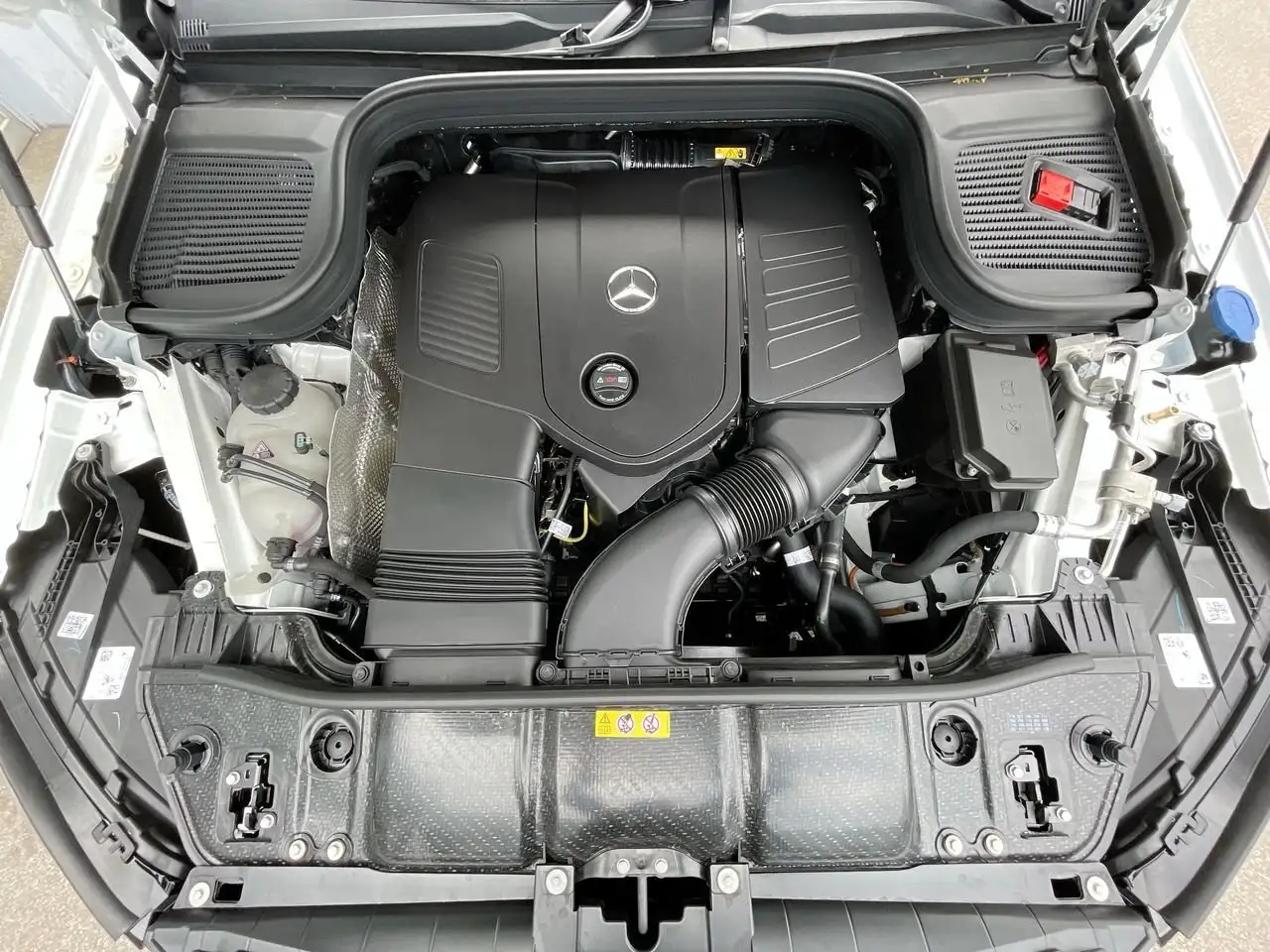Mercedes-Benz GLE снимка Mercedes-Benz GLE