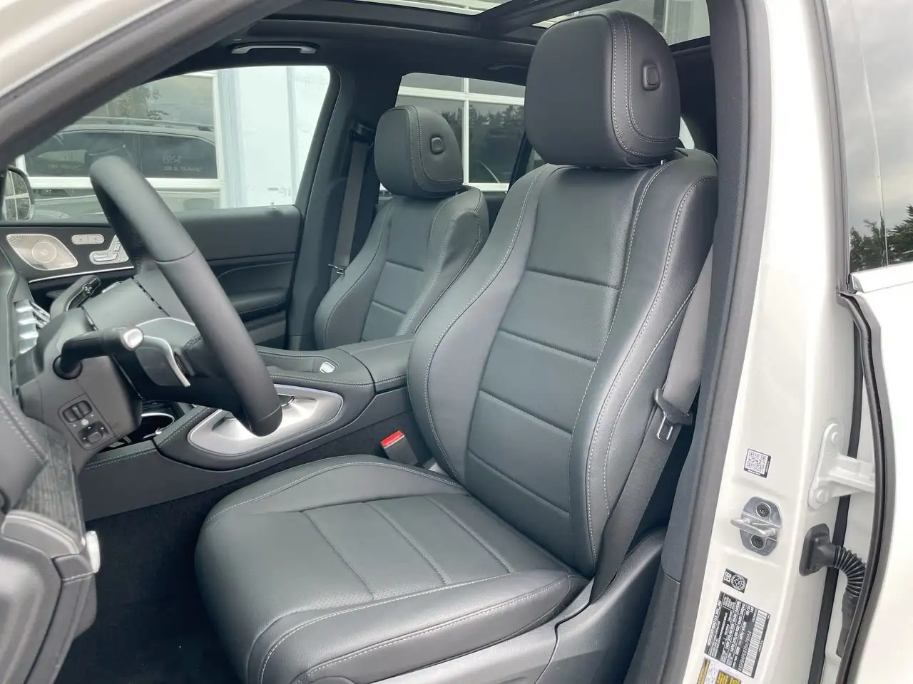 Mercedes-Benz GLE снимка Mercedes-Benz GLE