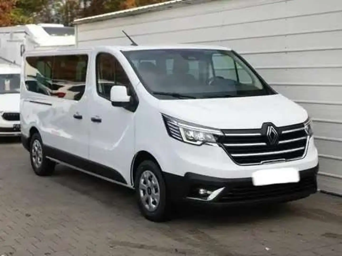 Renault Trafic L.2 9 Posti 150 CV Bianco - 2