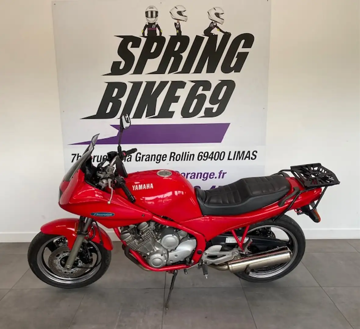 Yamaha XJ 600 Roşu - 1