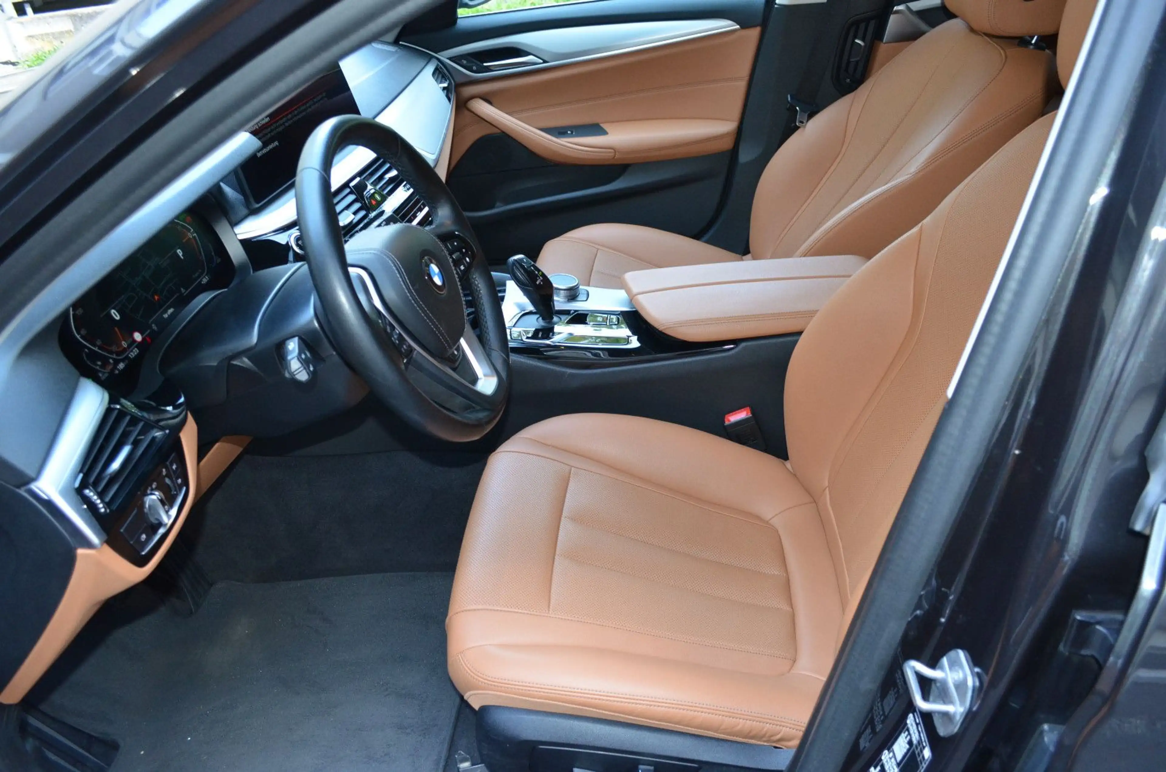 BMW 530 d Touring Top Zustand — photo 9