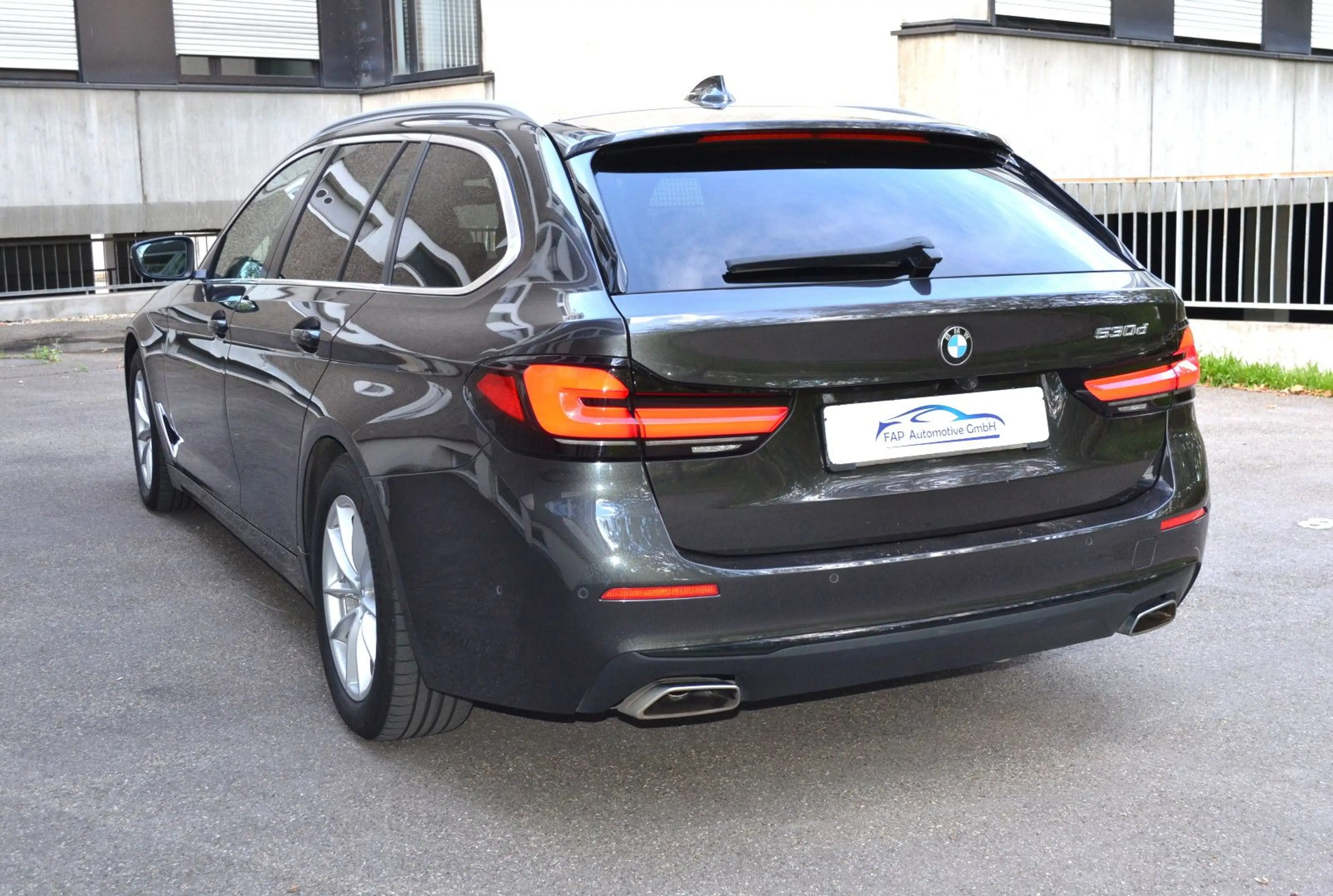BMW 530 d Touring Top Zustand — photo 3