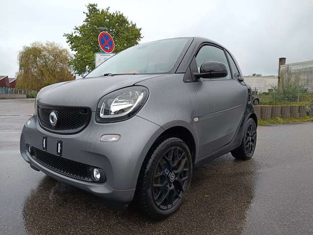 Imagine smart forTwo fortwo coupe Basis 66kW