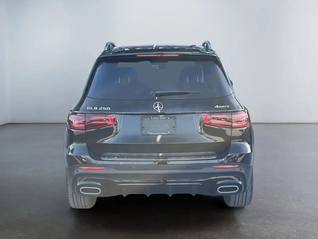 Mercedes-Benz GLB снимка Mercedes-Benz GLB