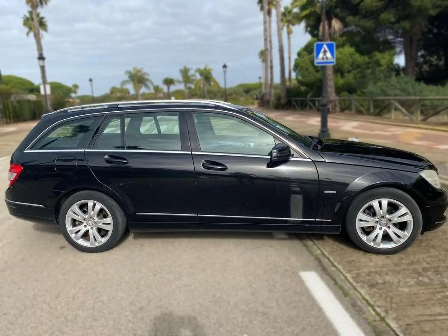 Mercedes-Benz C 220 Estate 220CDI BE Ed.Avantgarde 7G Plus Negro - 2