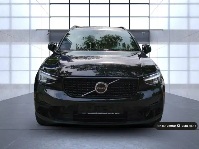 Volvo XC40 view 9