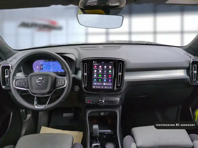 Volvo XC40 view 13