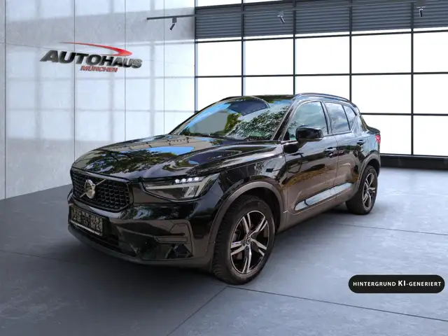 Volvo XC40 view 3