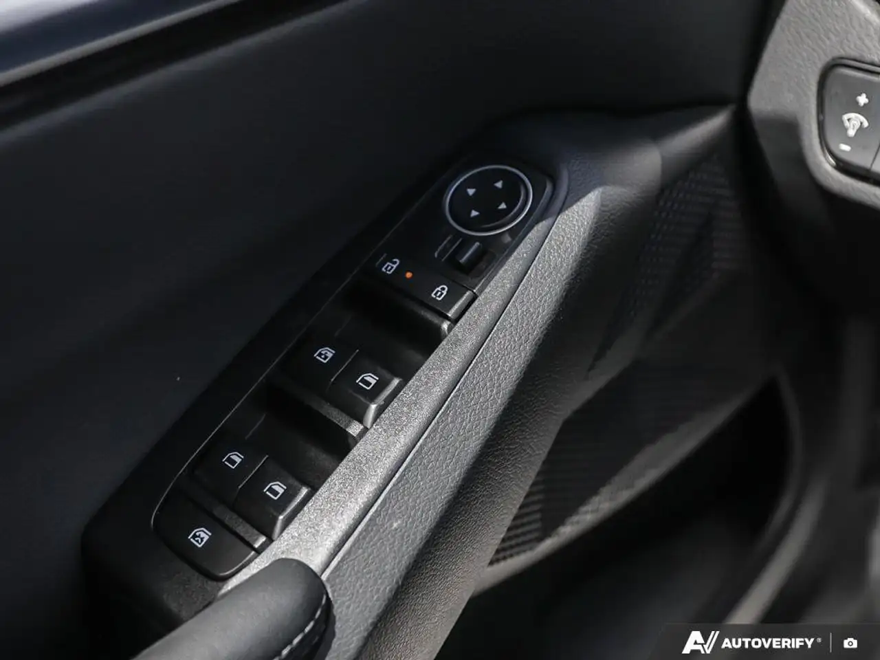 Kia Seltos снимка Kia Seltos