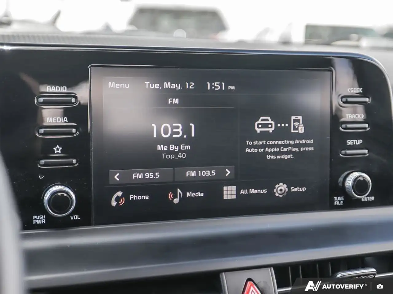 Kia Seltos снимка Kia Seltos