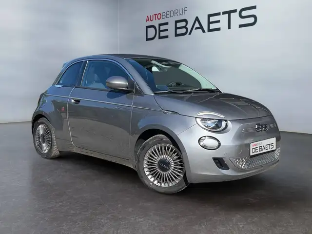 Fiat 500e 42KWH*118PK*370KM-WLTP*CARPLAY*ANDROIDAUTO*GARANTIE