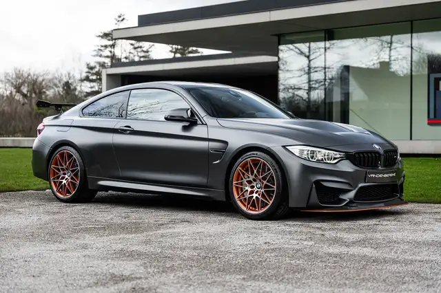 BMW M4