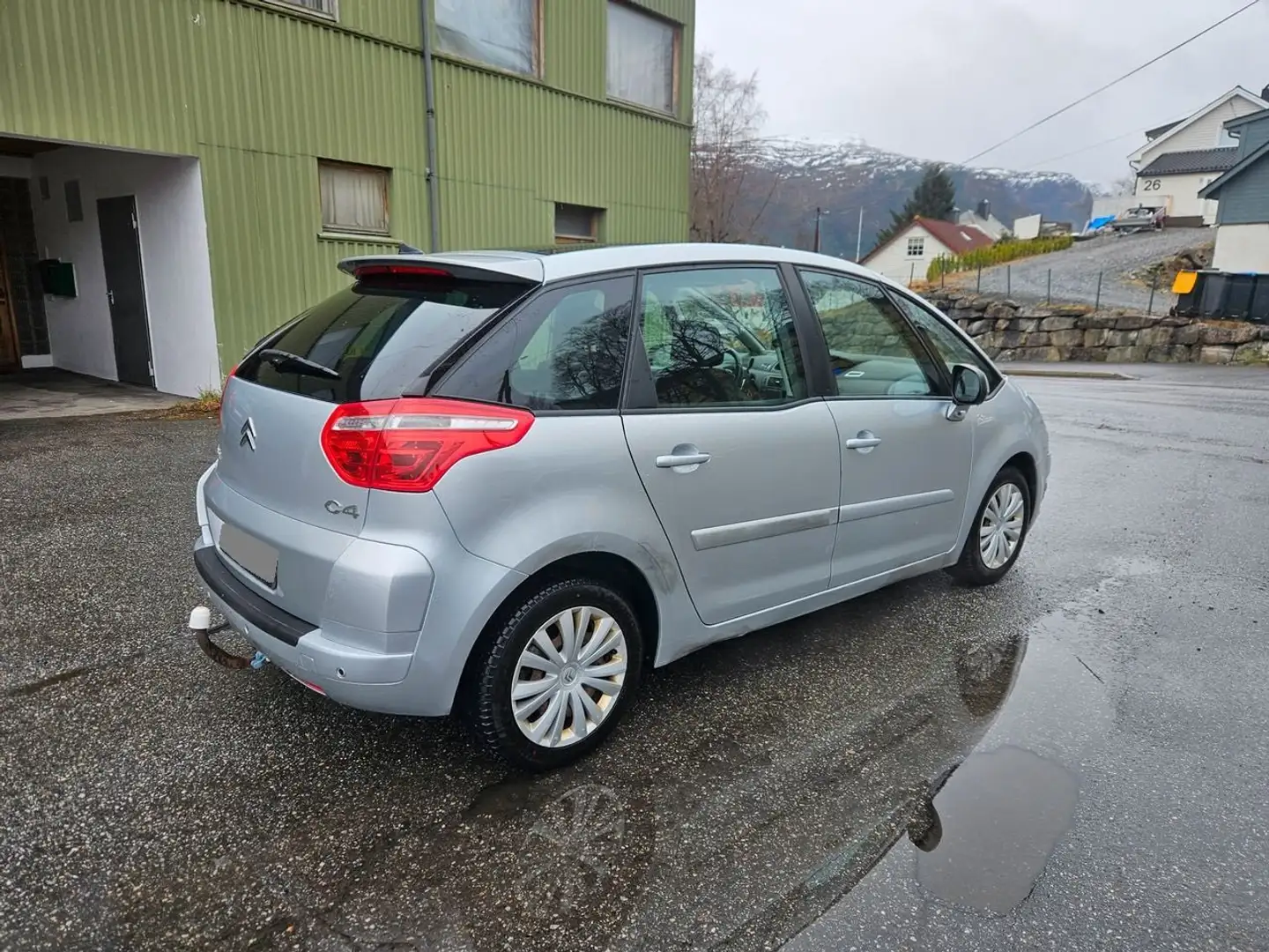 Citroen C4 Picasso 1,6 HDI EMG 3 Exclusive ESP Argento - 2