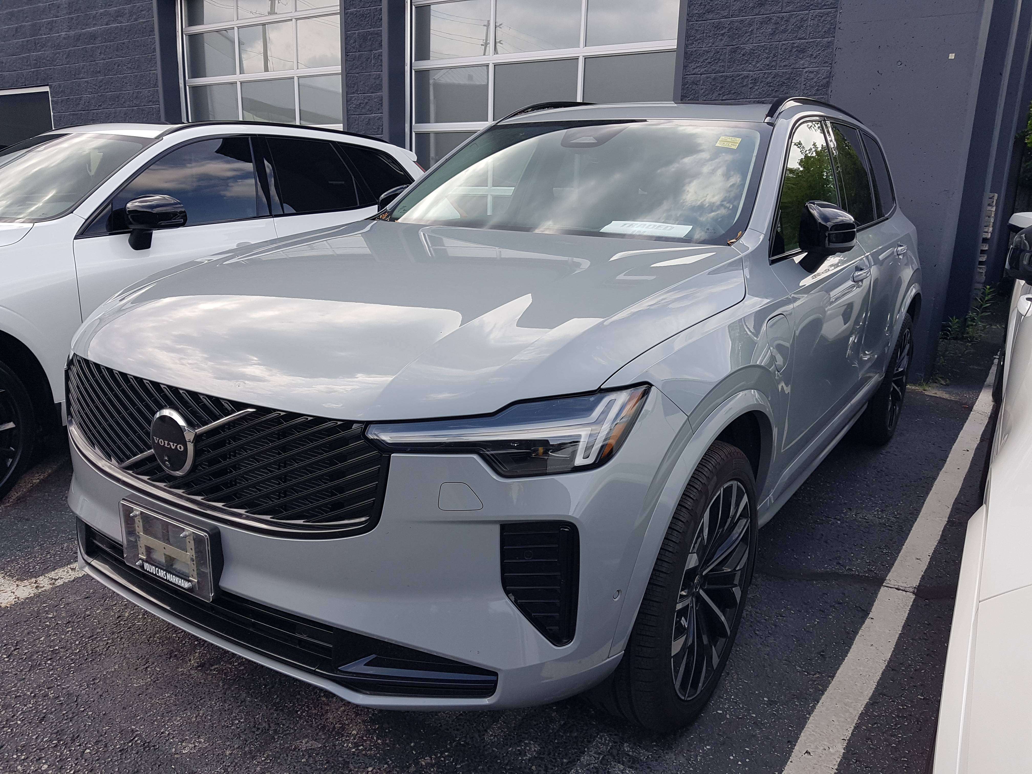 2026 Volvo XC90 T8 AWD Plus Dark Theme 7-Seater l CPO l FINANCE 2.