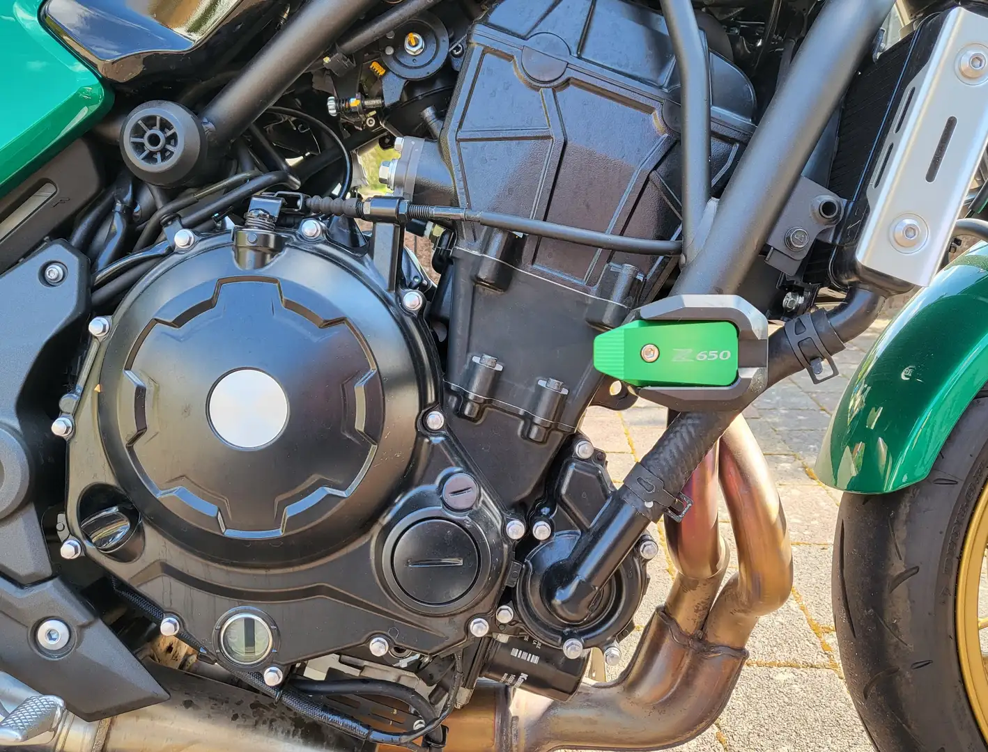 Kawasaki Z 650 RS Grün - 1