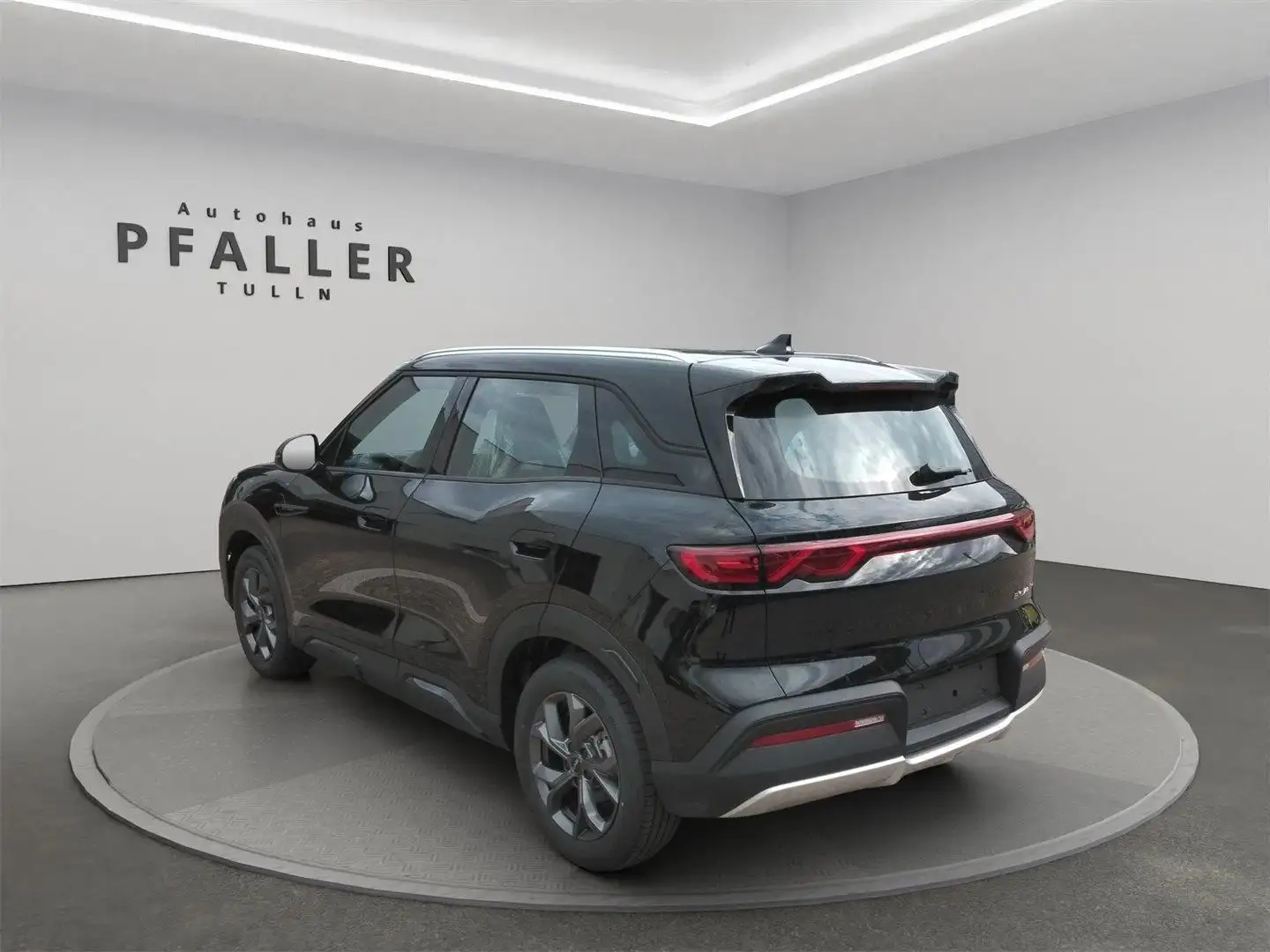 BYD Atto 2 Boost 45kWh Österreich Paket Schwarz - 2