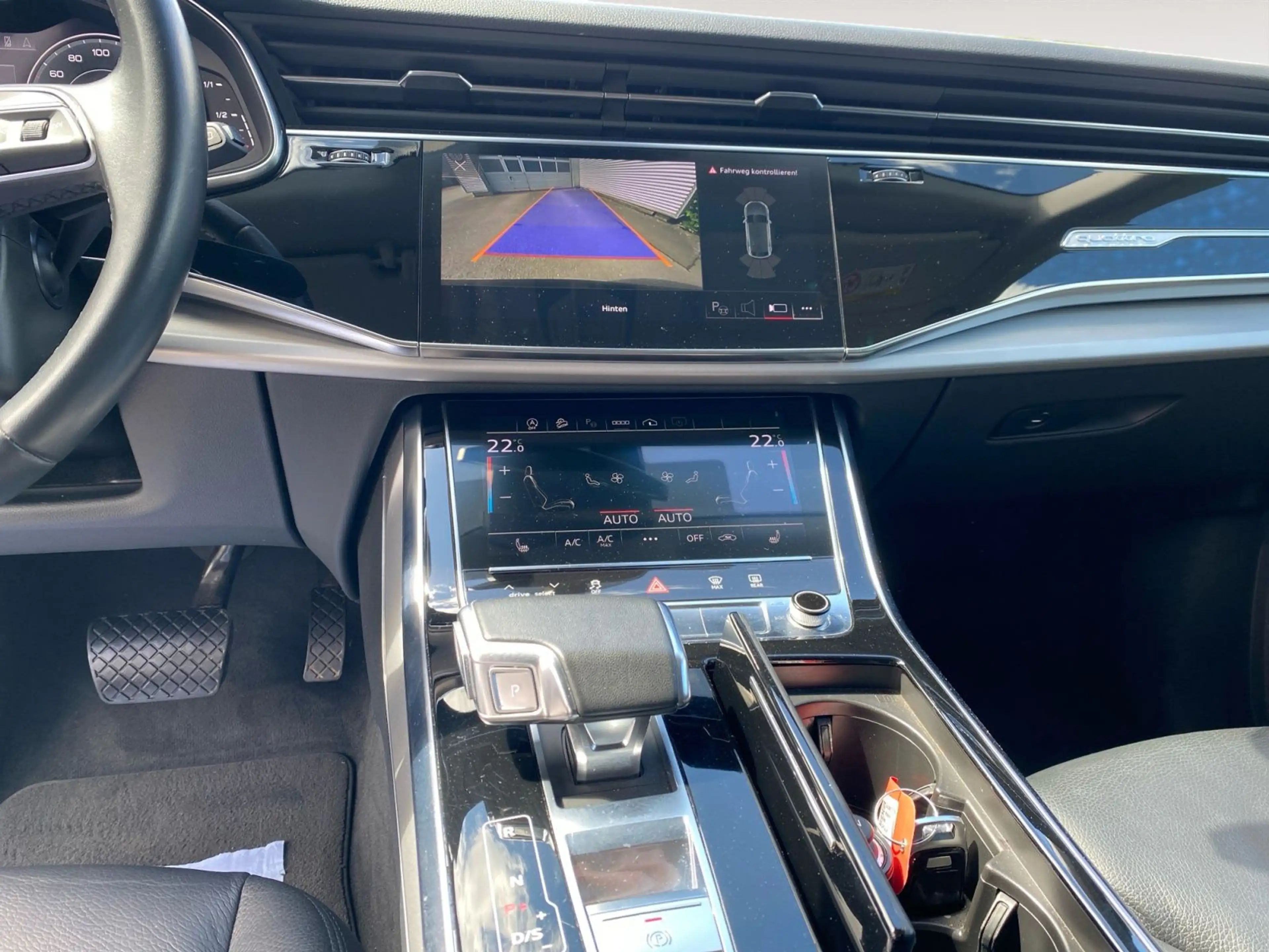 Audi Q8 50 TDI qu. Tiptr. *Pano*Luft*LED*Navi*Kamera* — photo 12