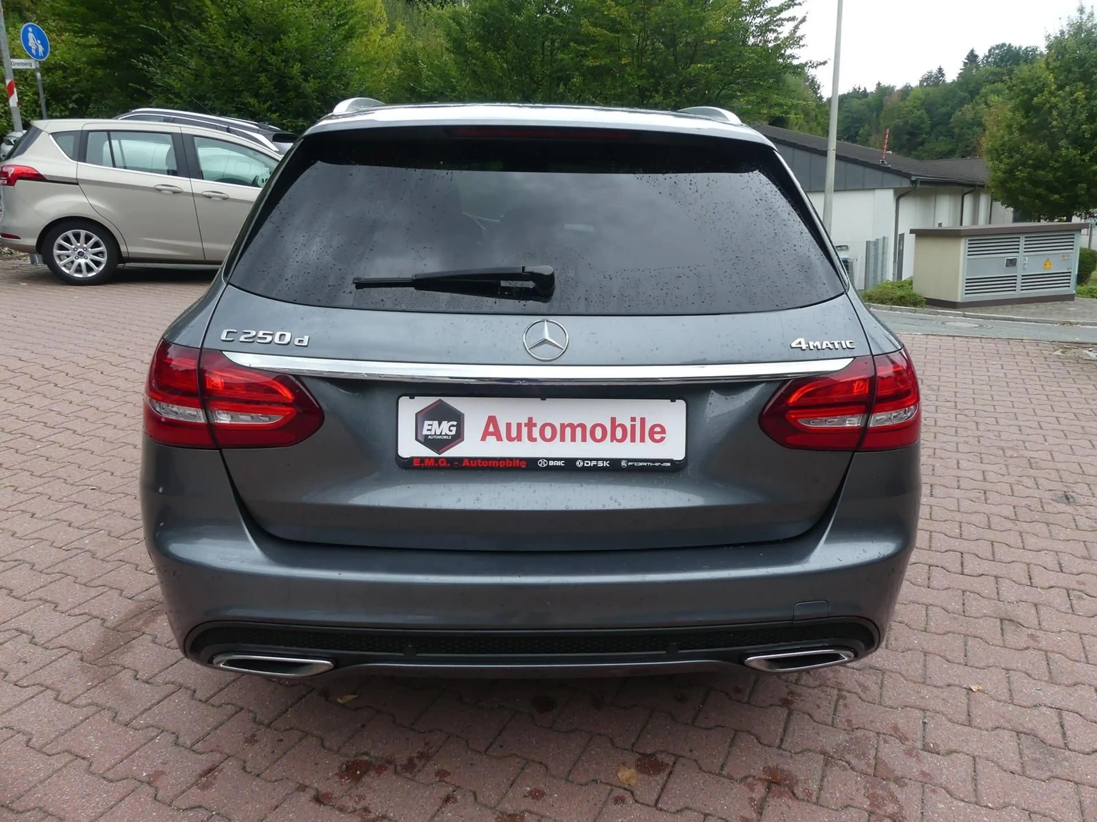 Mercedes-Benz C 250 d*4Matic*AMG*Leder*Klima*SHZ*Kam*LED — photo 6