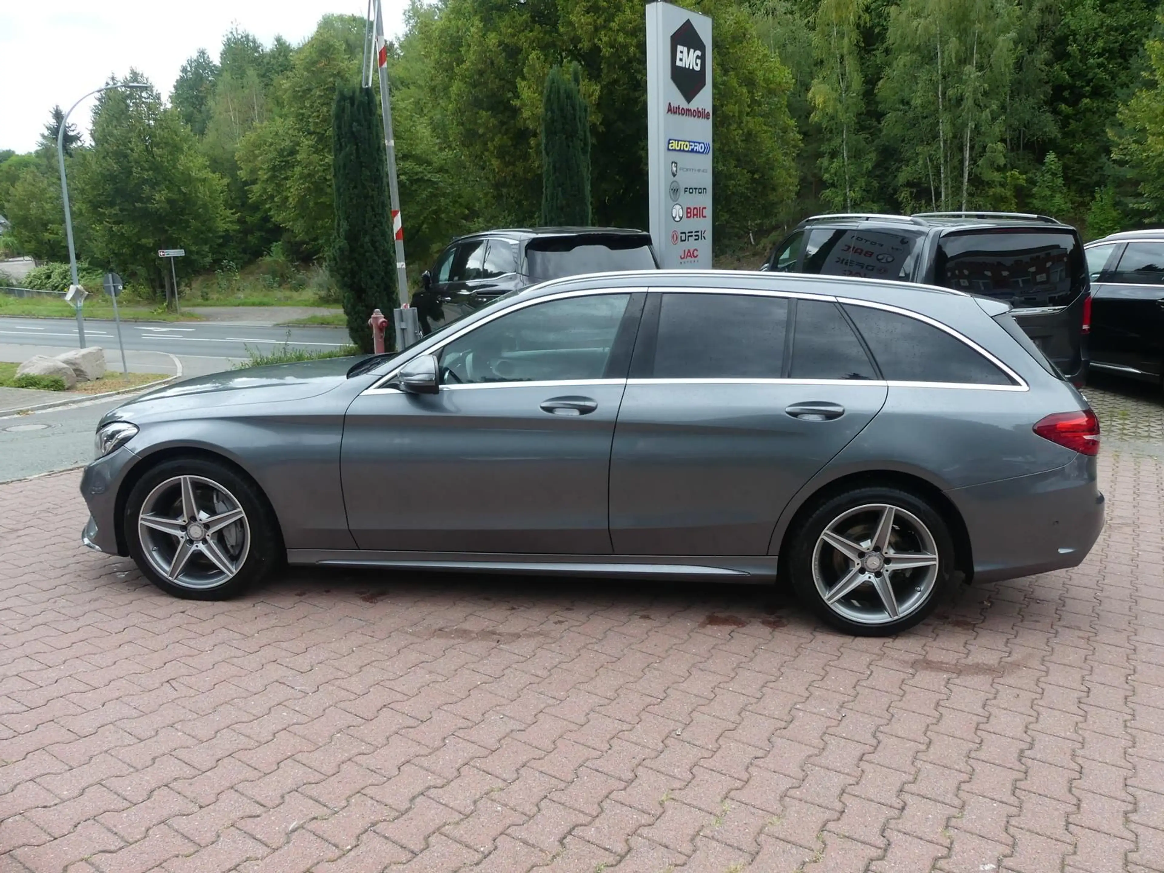 Mercedes-Benz C 250 d*4Matic*AMG*Leder*Klima*SHZ*Kam*LED — photo 8