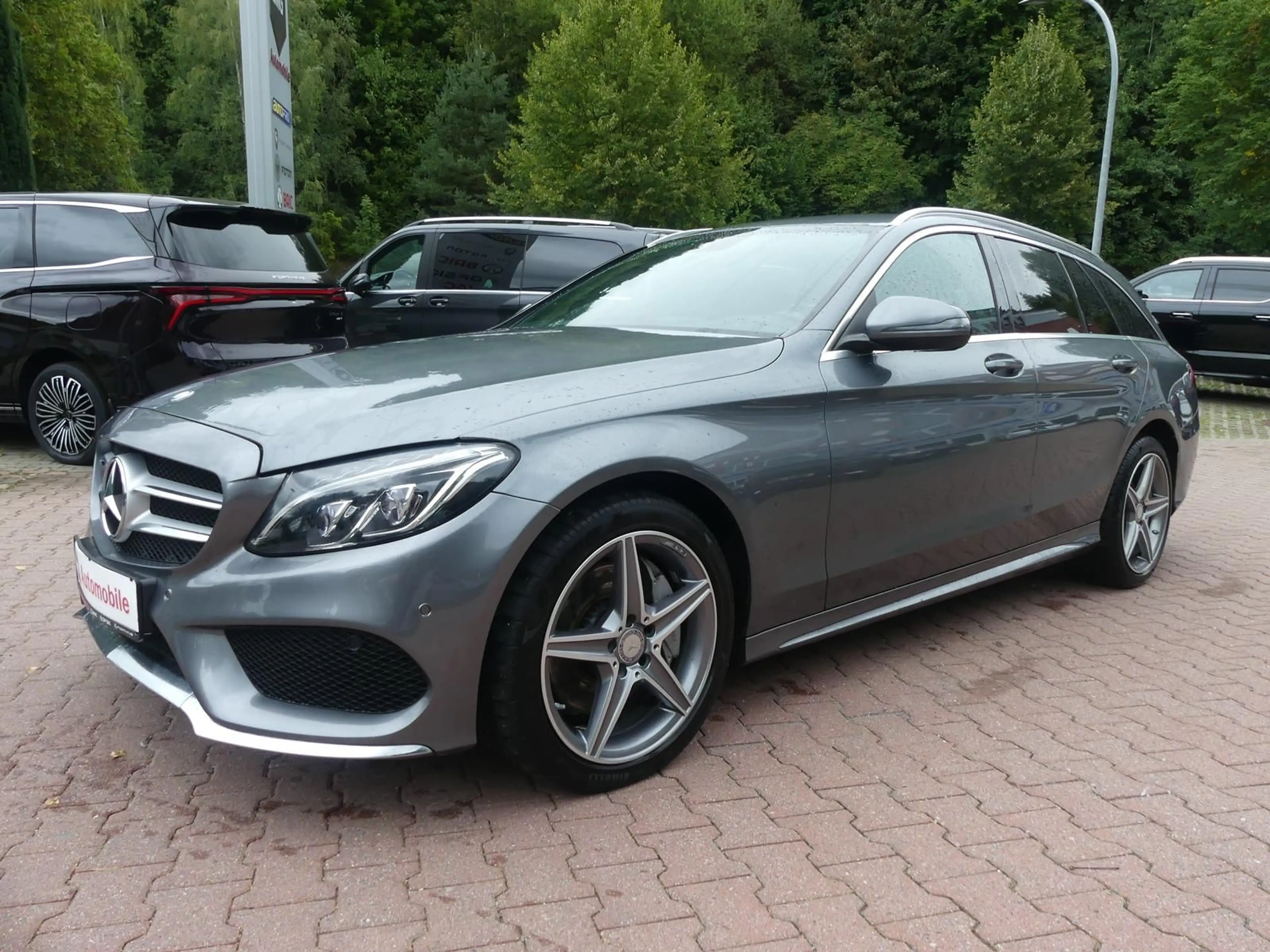 Mercedes-Benz C 250 d*4Matic*AMG*Leder*Klima*SHZ*Kam*LED