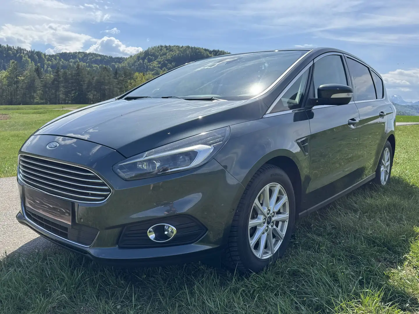Ford S-Max S-MAX Titanium 2.0 TDCi Auto-Start/Stop Titanium Grün - 2